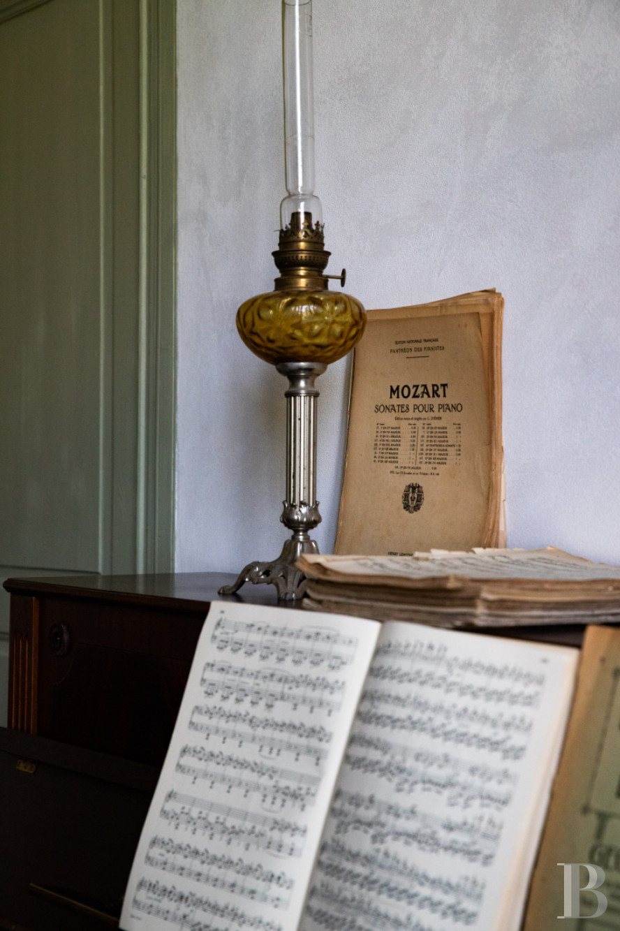A carefully renovated 19th-century family home in the Plateau de Millevaches nature reserve in Flayat  - photo  n°15
